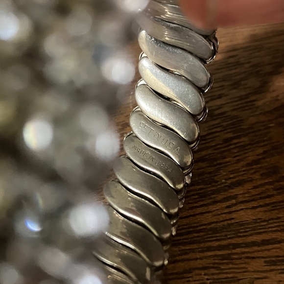 Sparkling‎ Silver Rhinestone Stretch Bracelet - Picture 4 of 4